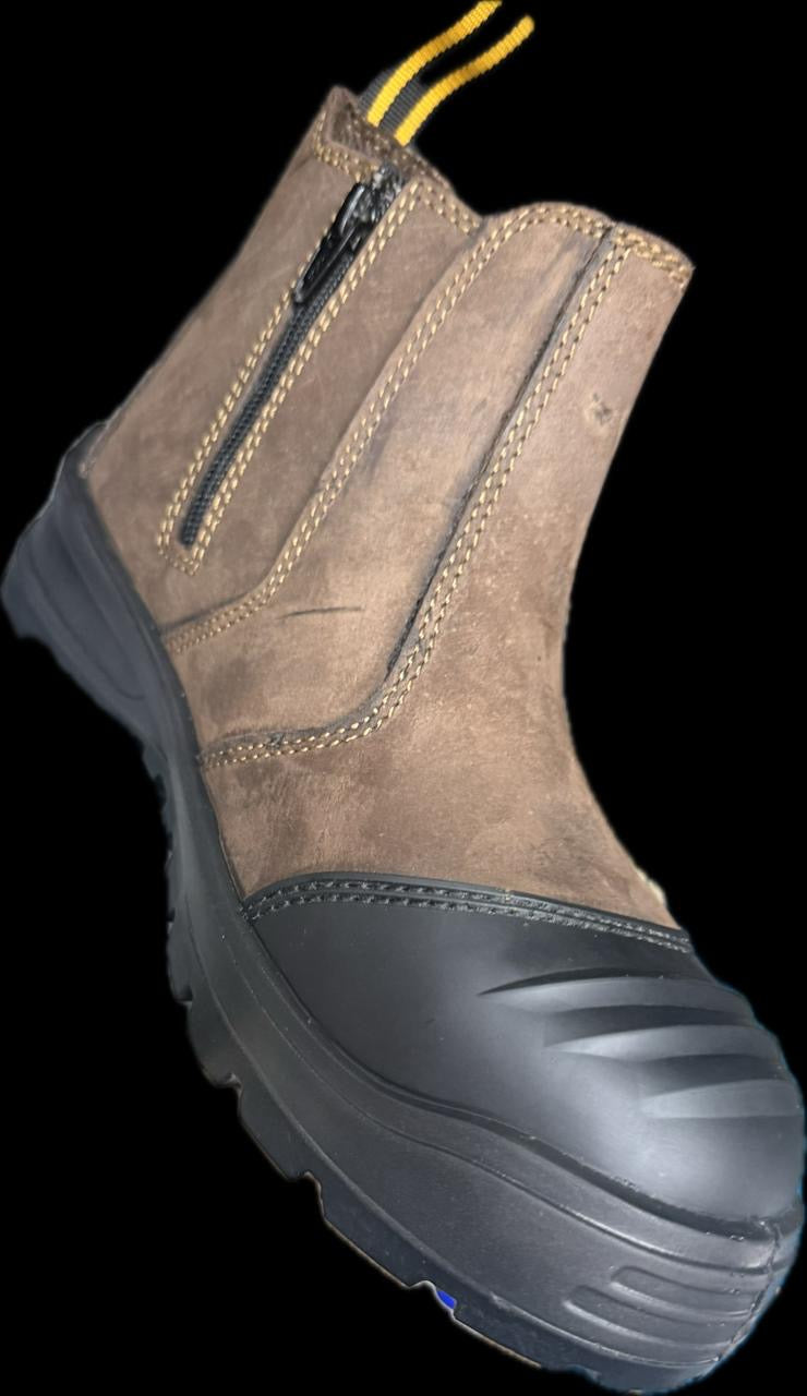 The Invincible Men's Leather Chelsea Boot